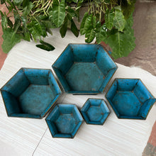 Load image into Gallery viewer, Vintage Blue Planters