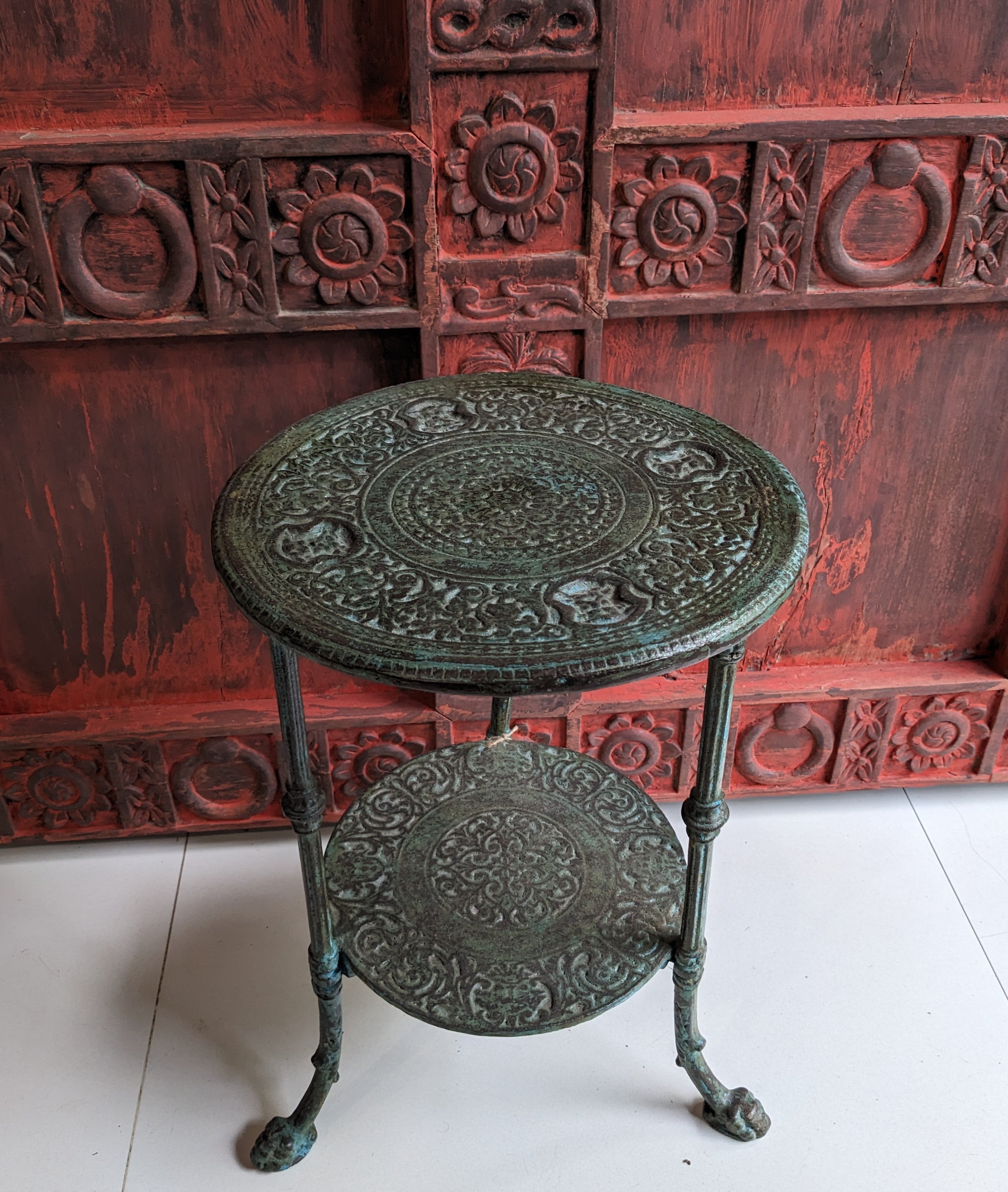 Distressed Dark Green Cast Iron Table/plant stand