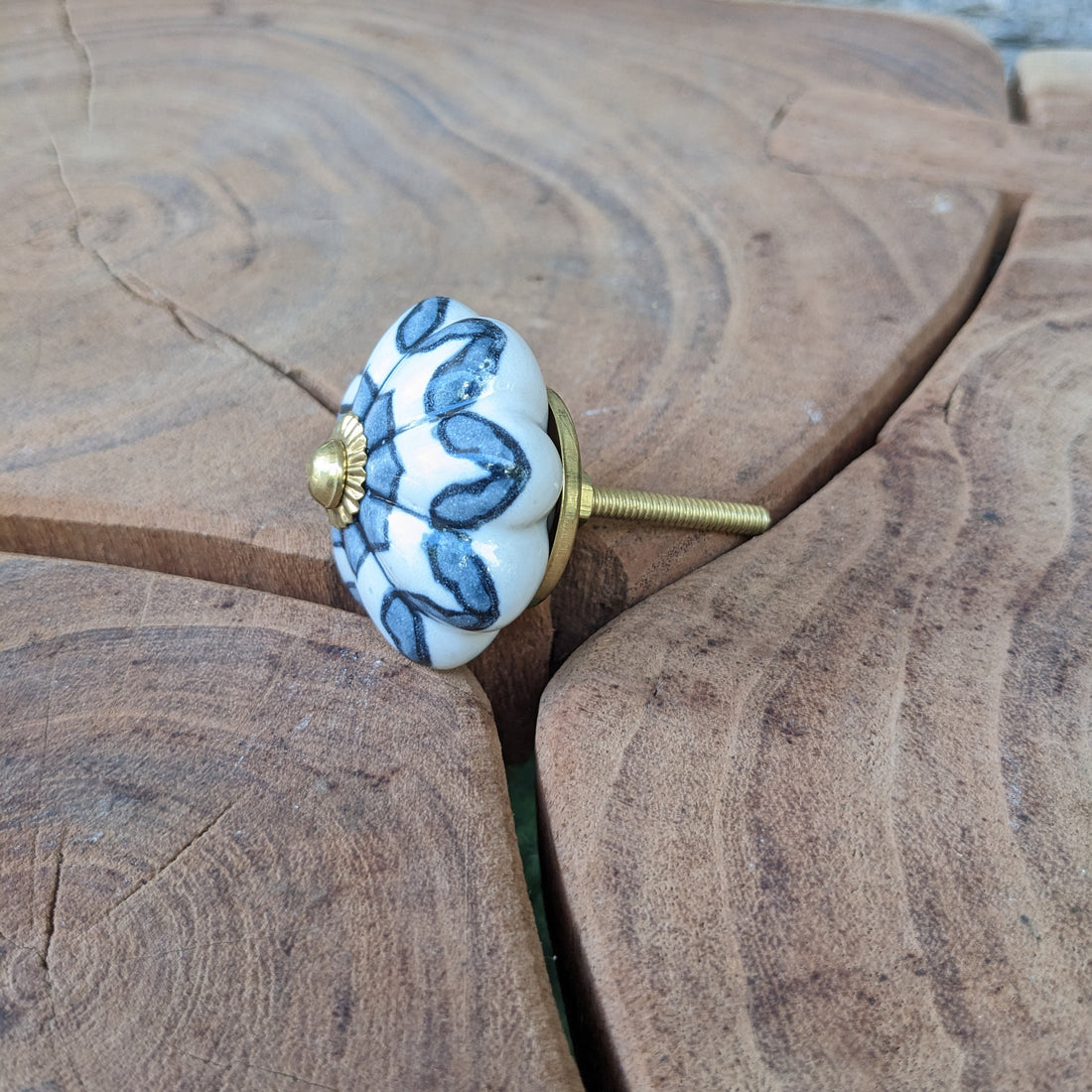 Black-Grey White Floral Ceramic Knob