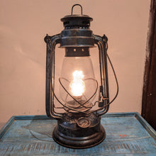 Load image into Gallery viewer, Vintage style Lantern
