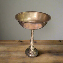 Load image into Gallery viewer, Big Brass Bowl with stand
