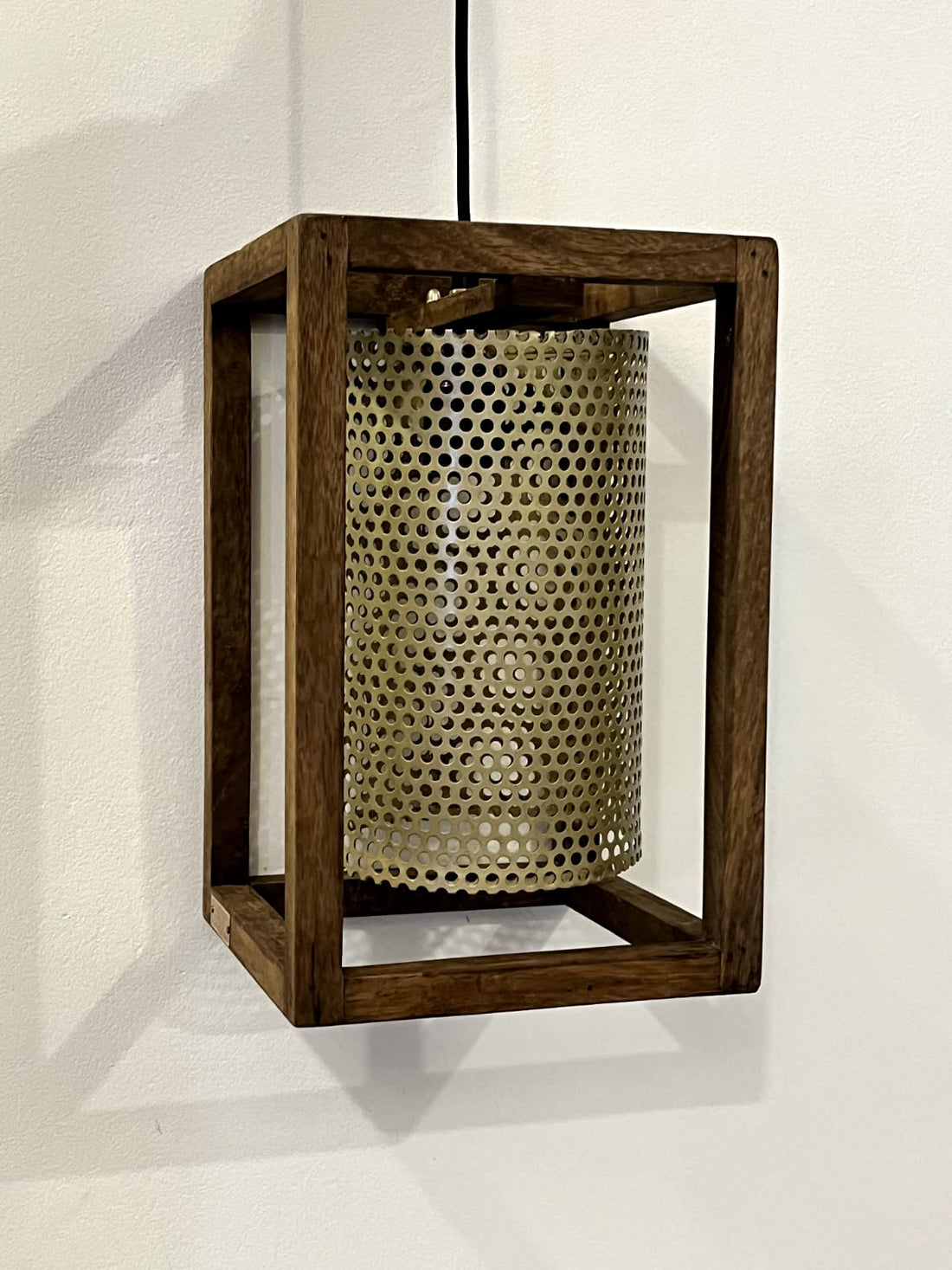 Gold and wood Pendant Light