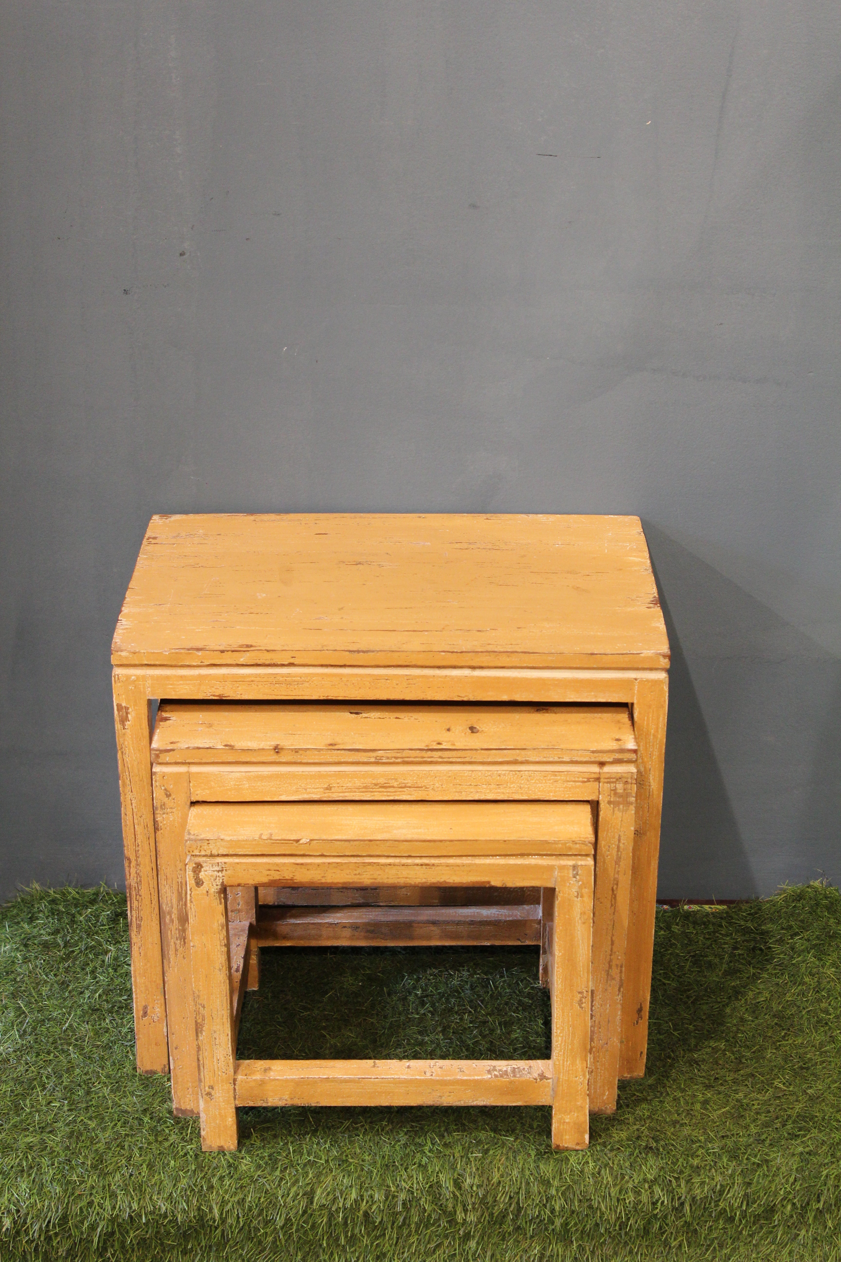 Beige Distressed Finish Nesting Tables