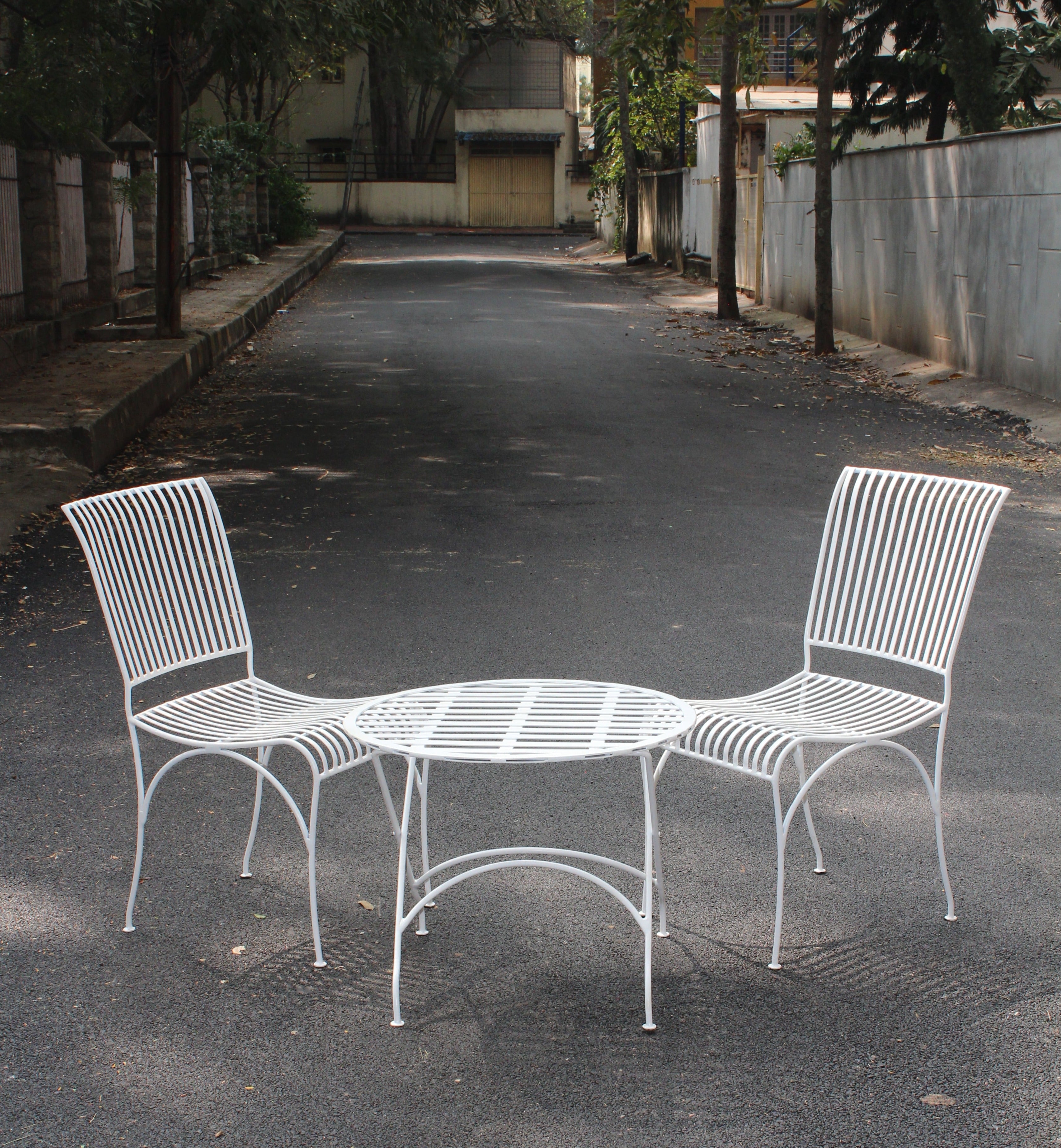 White Metal Garden Set