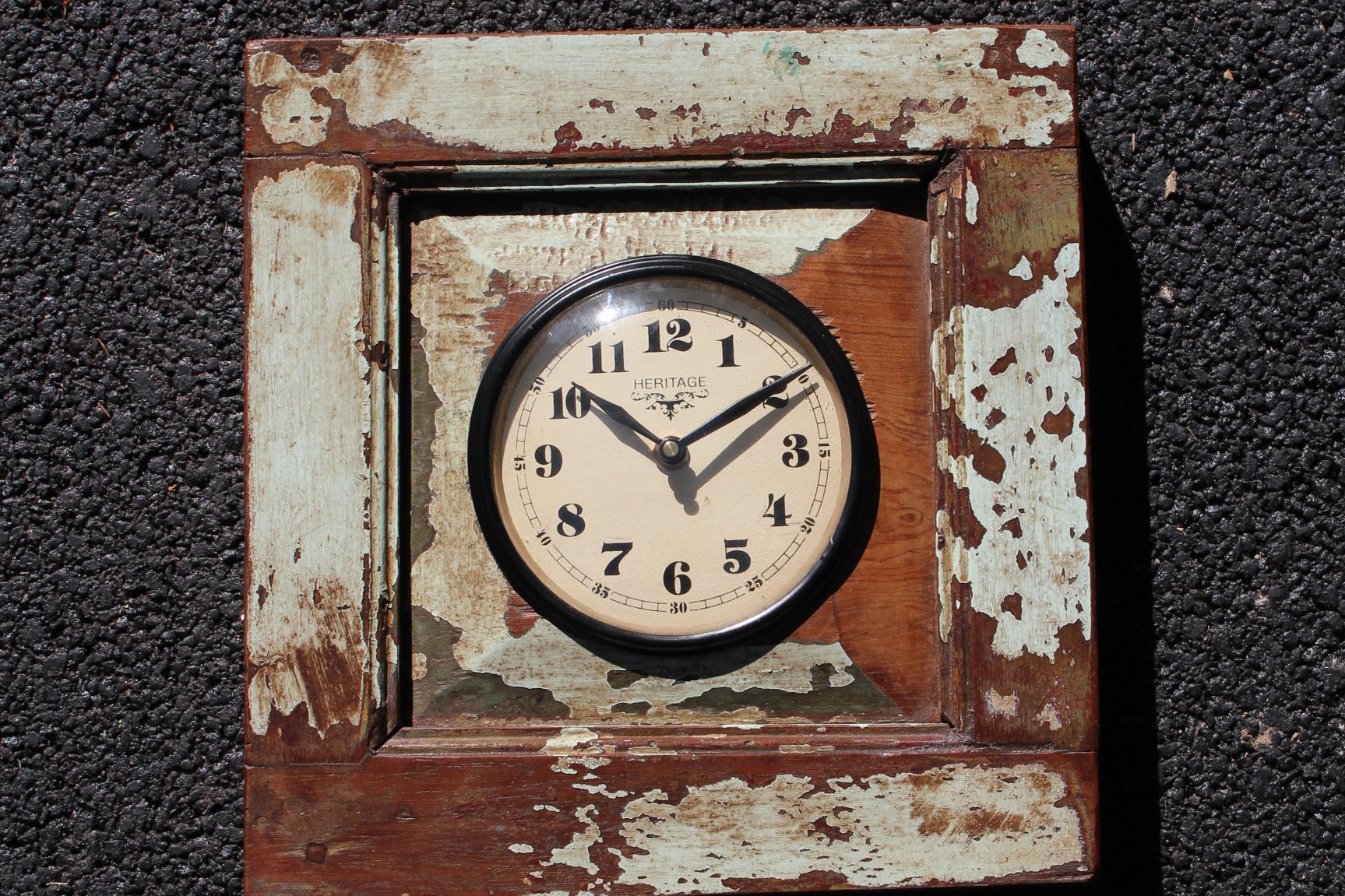 Upcycled Distressed Clock