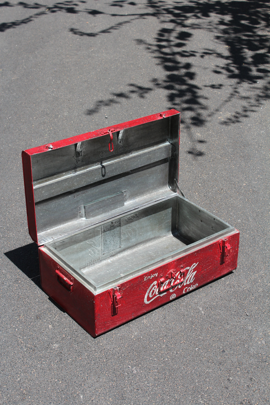 Vintage Coca Cola Cooler Trunk