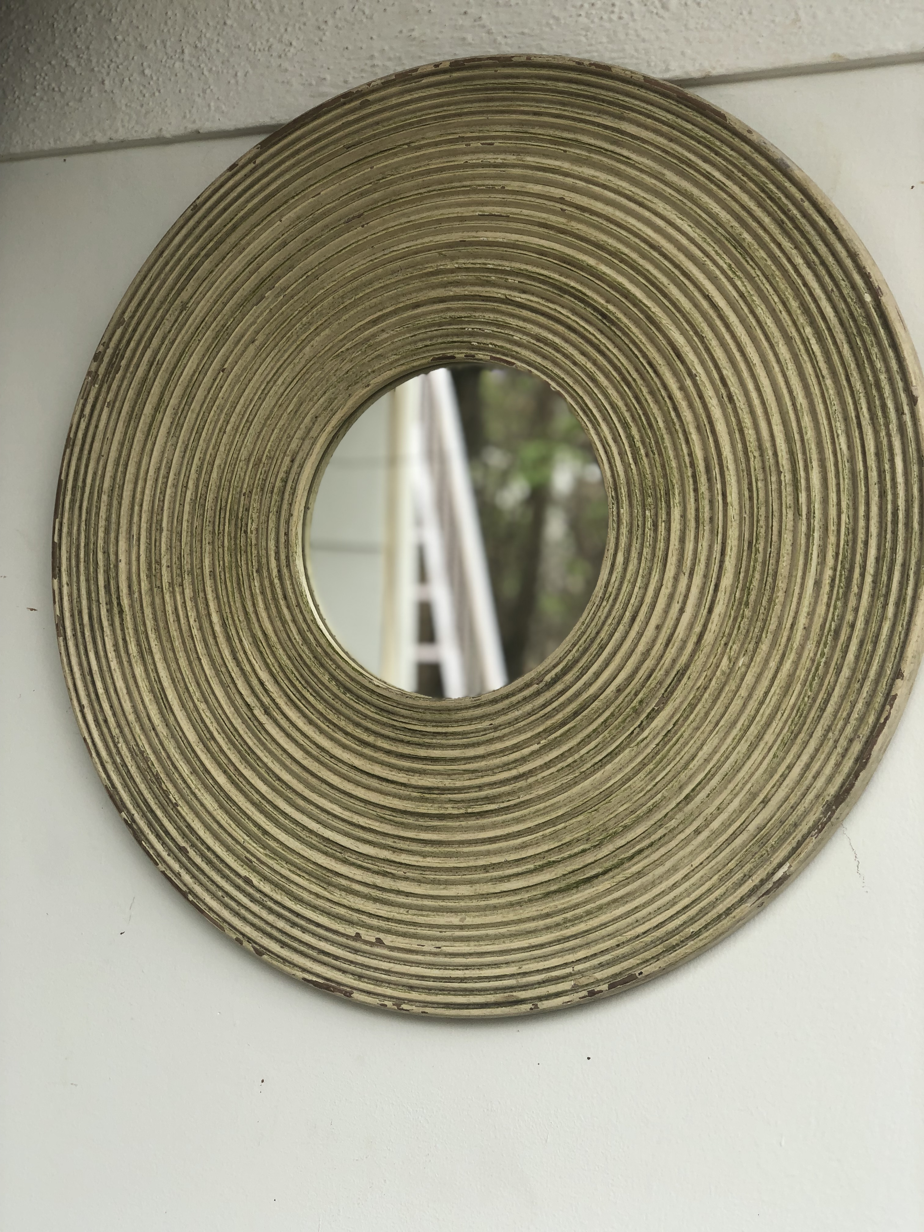 Grooved Mirror