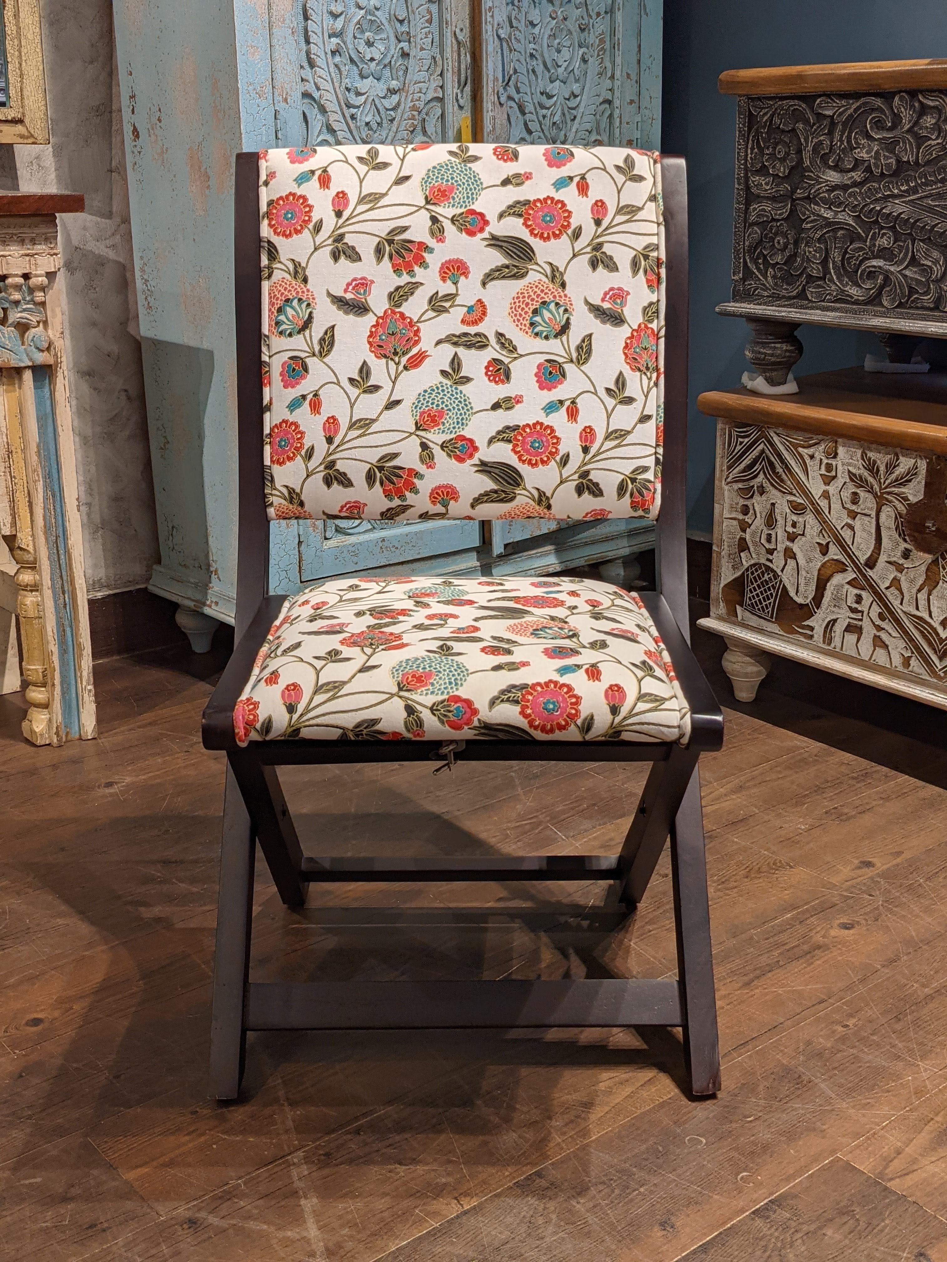 Upholstered folding chair Bangalore Hunts